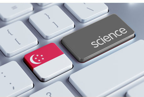 Computertastatur mit Taste „Wissenschaft" und Flagge Singpapurs - © Adobe Stock / xtock 
