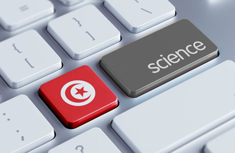 Computertastatur mit Taste „Wissenschaft" und Flagge Tunesiens - © Adobe Stock / xtock 