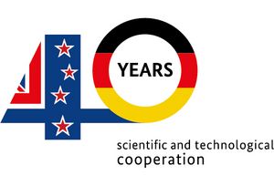 Logo 40 Jahre wissenschaftlich-technologische Zusammenarbeit Neuseeland, Deutschland Logo 40 Jahre wissenschaftlich-technologische Zusammenarbeit Neuseeland, Deutschland
